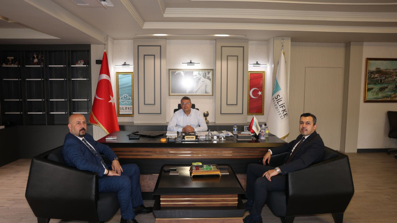 Aksa Çukurova Doğalgaz’dan Silifke Belediye Başkanı Mustafa Turgut’a “Hayırlı olsun” ziyareti